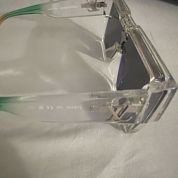 Authentic LV Cyclone Rainbow Sunglasses - Picture 3 of 4